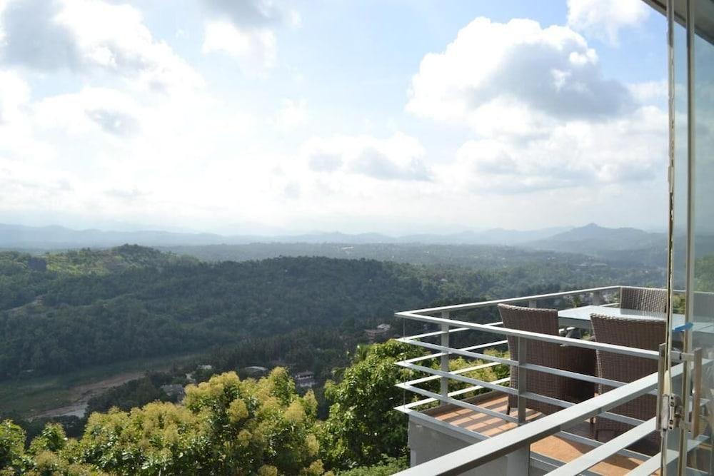 Sky Pavilion Kandy Buitenkant foto